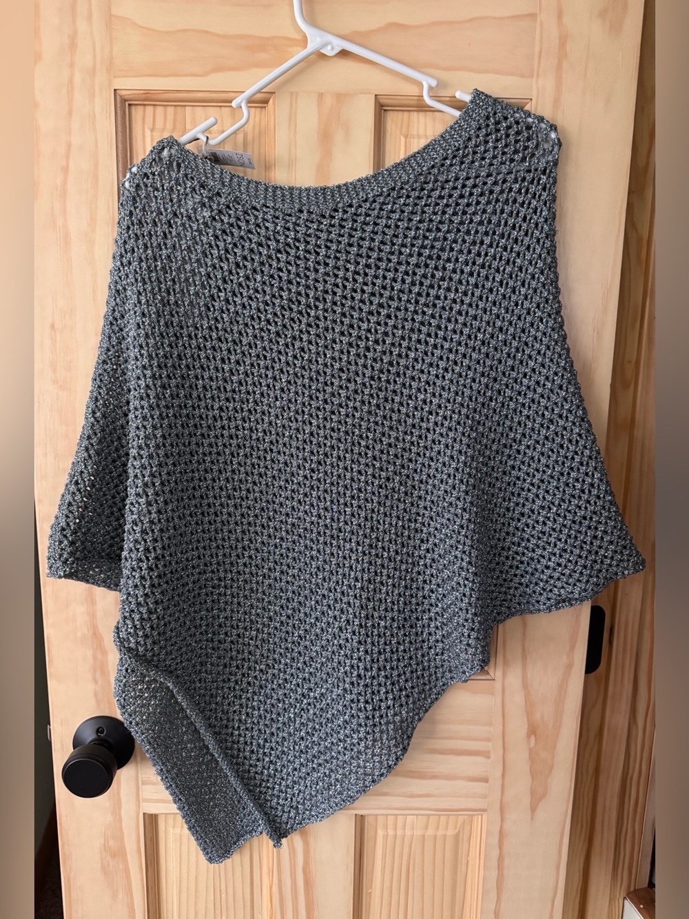 Chico's Gray Open-Knit Cropped Shawl